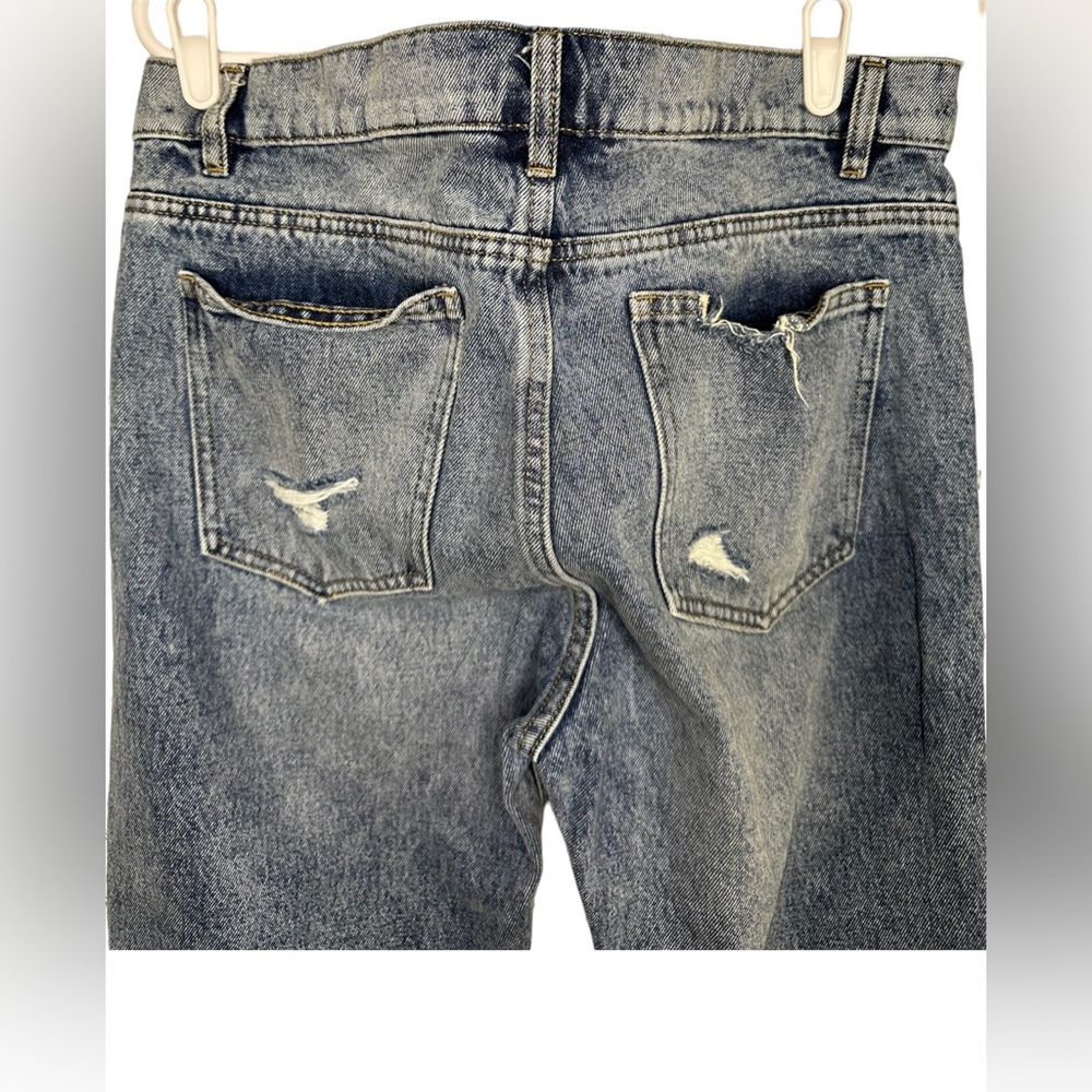 H&M Divided Men’s Jeans Size 32 Tapered Distressed - Picture 3 of 5